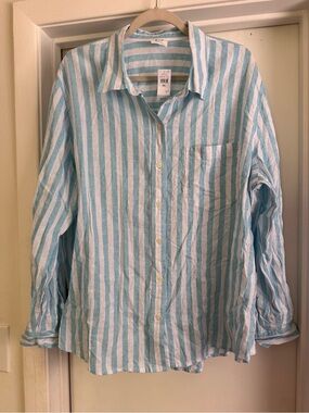 GAP Light Blue & White Vertical Stripe Button-Down Shirt 100% cotton NWT